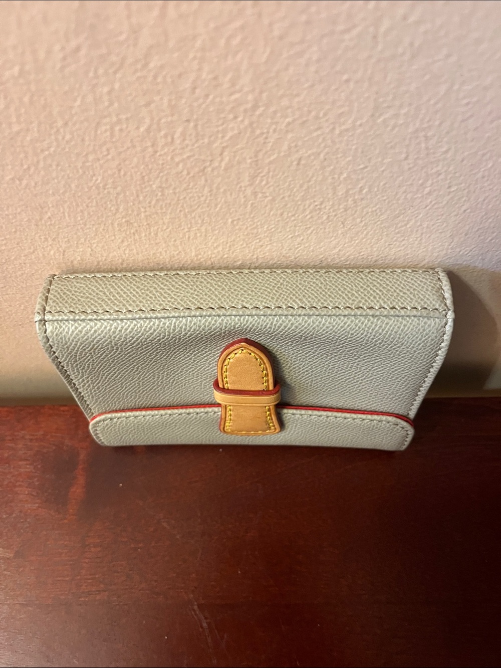 Dooney & Bourke Light Gray Leather Wallet with Tan Logo Patch - Picture 3 of 7